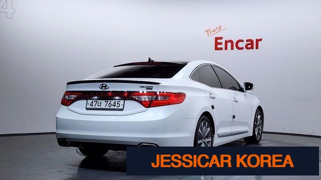 2015 Hyundai Grandeur HG - Thumbnail 12
