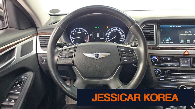 2015 Hyundai Genesis DH - Thumbnail 11