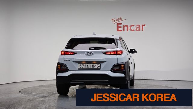 2020 Hyundai Kona - Thumbnail 18