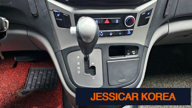 2021 Hyundai The New Grand Starex - Thumbnail 7