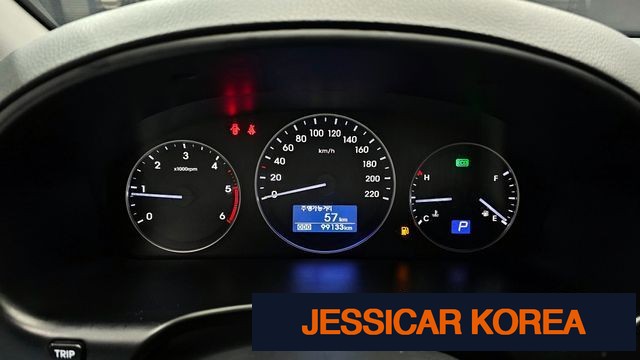 2021 Hyundai The New Grand Starex - Thumbnail 10