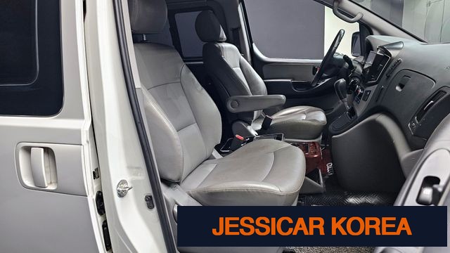 2021 Hyundai The New Grand Starex - Thumbnail 15