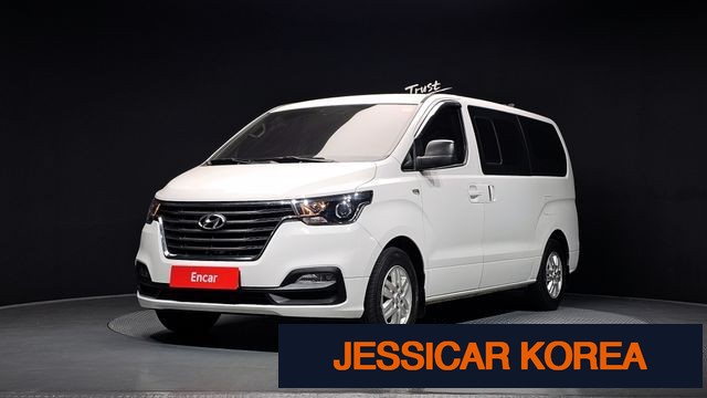 2021 Hyundai The New Grand Starex - Thumbnail 19