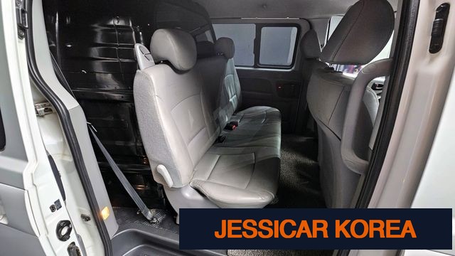 2021 Hyundai The New Grand Starex - Thumbnail 20