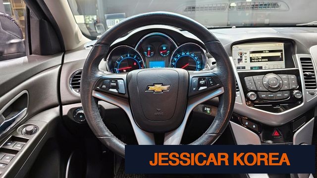 2012 Chevrolet Cruze - Thumbnail 12