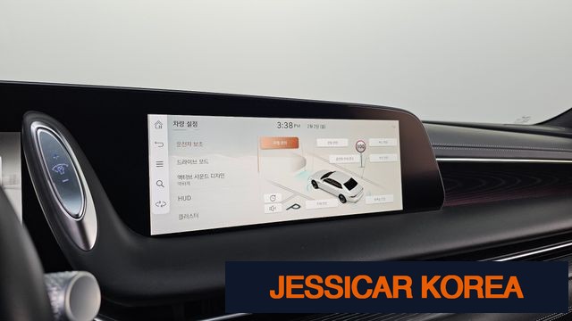 2023 Genesis G90 (RS4) - Thumbnail 14
