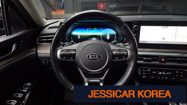 2021 Kia K5 3rd Gen - Thumbnail 3