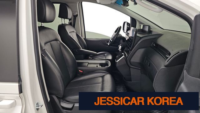 2022 Hyundai Staria - Thumbnail 4