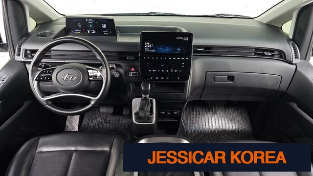 2022 Hyundai Staria - Thumbnail 6