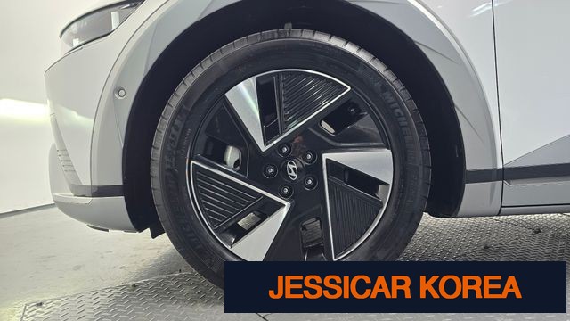 2025 Hyundai The New Ioniq 5 - Thumbnail 10