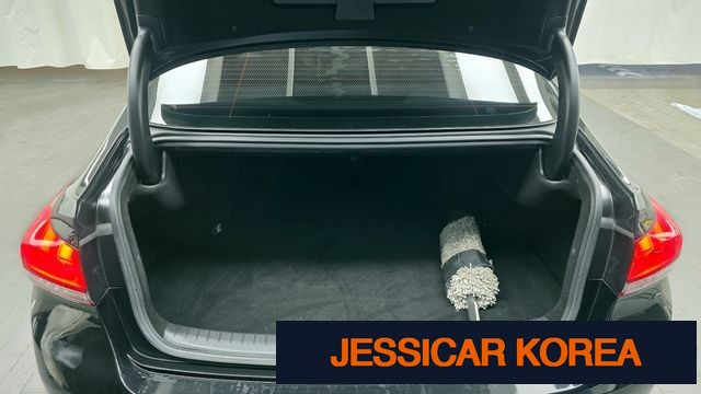 2019 Genesis G80 - Thumbnail 13