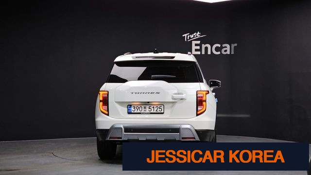 2023 KG Mobility Torres - Thumbnail 7
