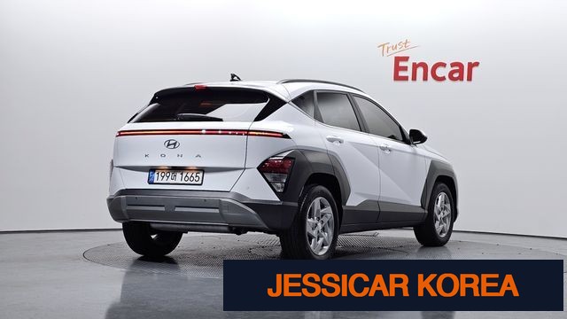 2023 Hyundai Kona (SX2) - Thumbnail 3