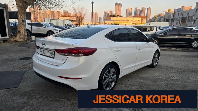 2018 Hyundai Avante AD - Thumbnail 16