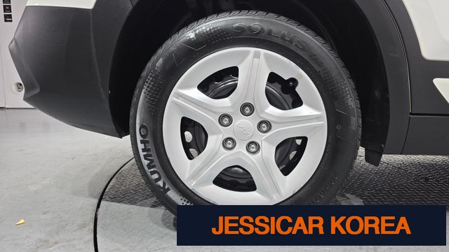 2023 Kia Seltos - Thumbnail 9
