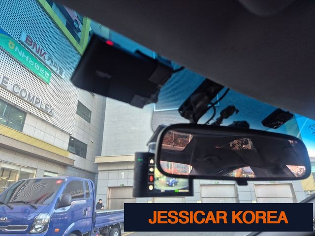 2012 Hyundai YF Sonata - Thumbnail 10