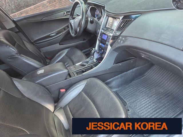 2012 Hyundai YF Sonata - Thumbnail 11