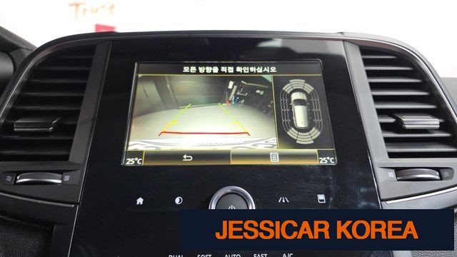 2020 Renault Korea The New QM6 - Thumbnail 19