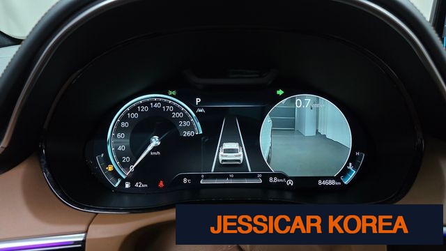 2023 Genesis GV70 - Thumbnail 11