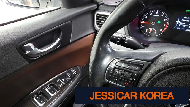 2016 Kia K5 2nd generation - Thumbnail 17