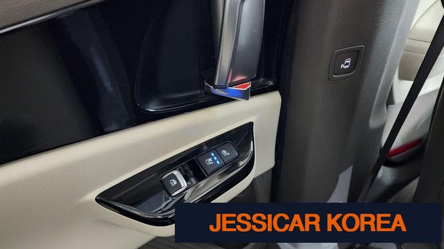 2021 Kia Carnival 4th Gen - Thumbnail 12