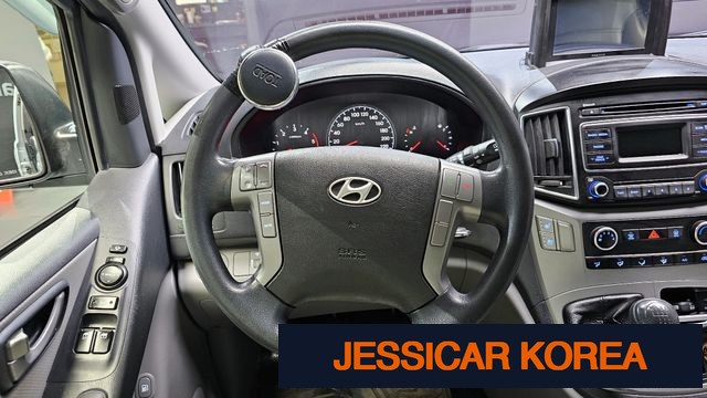 2017 Hyundai Grand Starex - Thumbnail 5