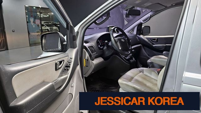 2017 Hyundai Grand Starex - Thumbnail 8