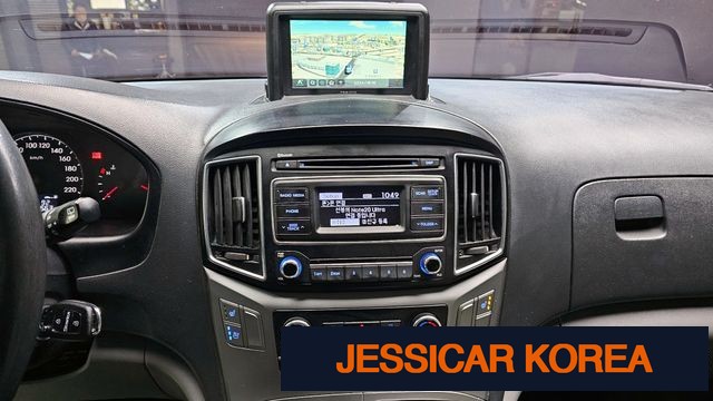 2017 Hyundai Grand Starex - Thumbnail 10