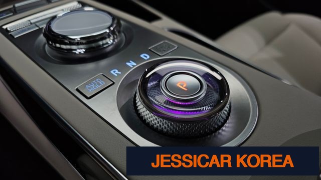 2021 Genesis GV70 - Thumbnail 9