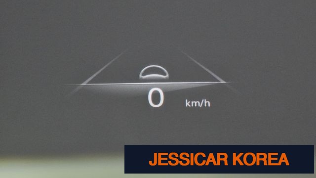 2021 Genesis GV70 - Thumbnail 14