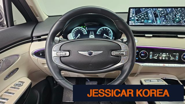 2021 Genesis GV70 - Thumbnail 17
