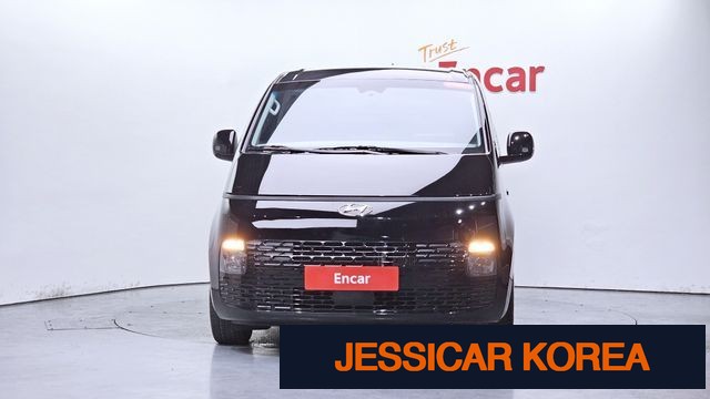2022 Hyundai Staria - Thumbnail 8