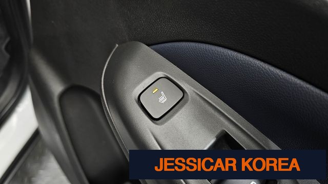 2023 Chevrolet Bolt EUV - Thumbnail 3