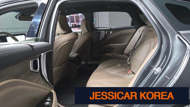 2024 Kia K8 - Thumbnail 4