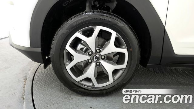 2024 KG Mobility 토레스 - Thumbnail 2