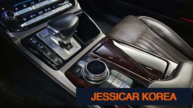 2018 Genesis EQ900 - Thumbnail 2