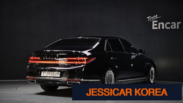 2020 Genesis G90 - Thumbnail 13