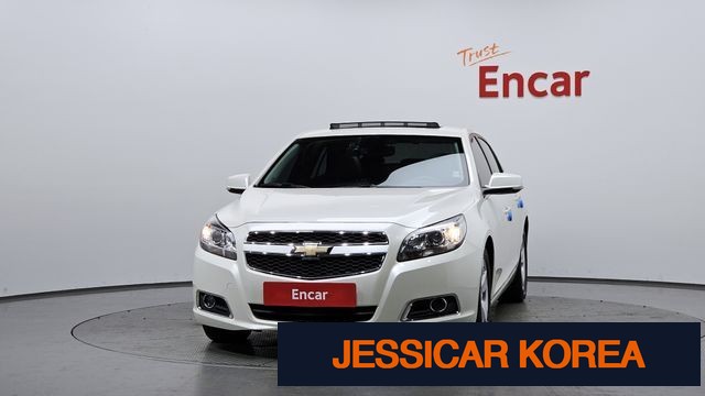 2012 Chevrolet Malibu - Thumbnail 11