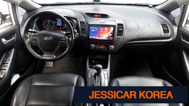 2014 Kia K3 - Thumbnail 13