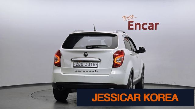 2017 KG Mobility New Korando C - Thumbnail 3