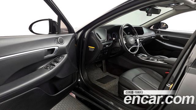 2020 Hyundai 쏘나타 (DN8) - Thumbnail 12