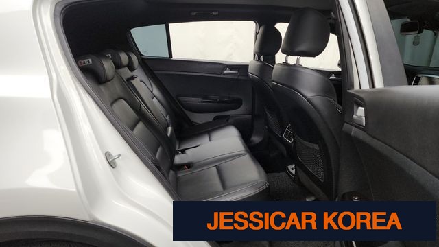 2019 Kia Sportage the bold - Thumbnail 9