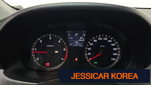 2012 Hyundai Accent (new model) - Thumbnail 8