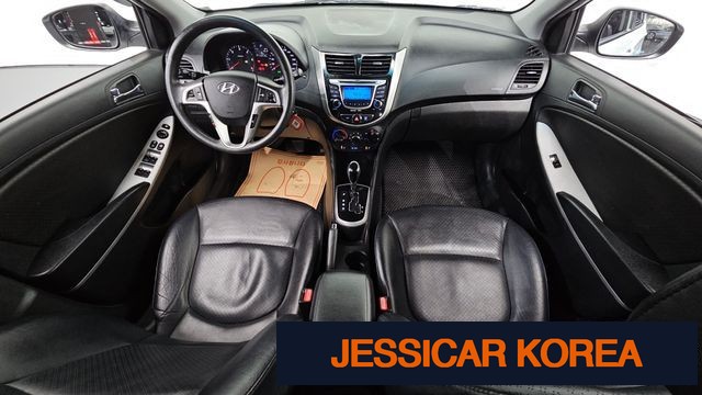 2012 Hyundai Accent (new model) - Thumbnail 20