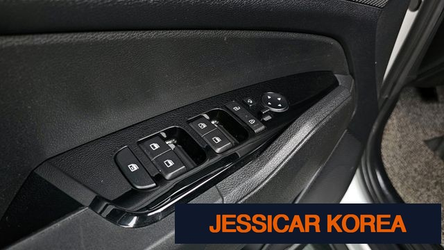 2022 Kia Sportage 5th Gen - Thumbnail 9