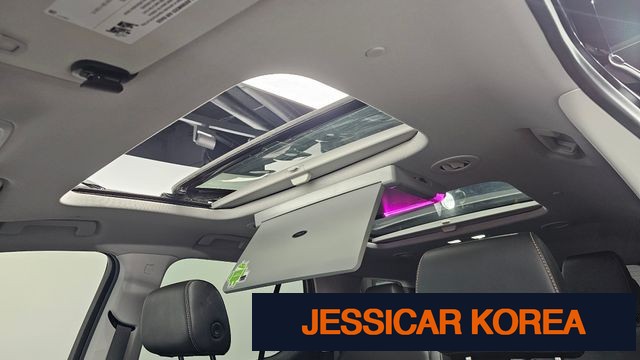 2021 Chevrolet Traverse - Thumbnail 10