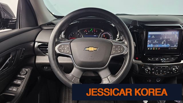 2021 Chevrolet Traverse - Thumbnail 4