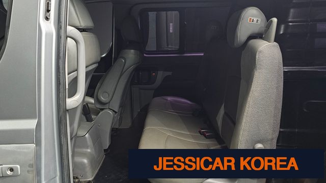 2015 Hyundai Grand Starex - Thumbnail 4