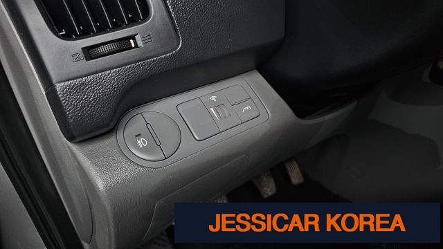 2015 Hyundai Grand Starex - Thumbnail 6