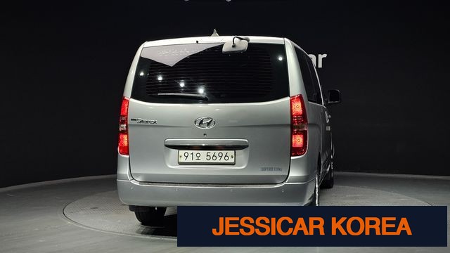 2015 Hyundai Grand Starex - Thumbnail 7